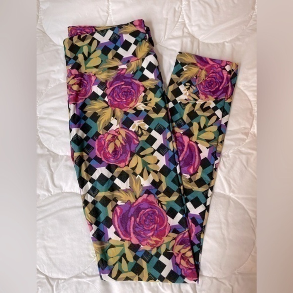 LuLaRoe Rose Leggings OS